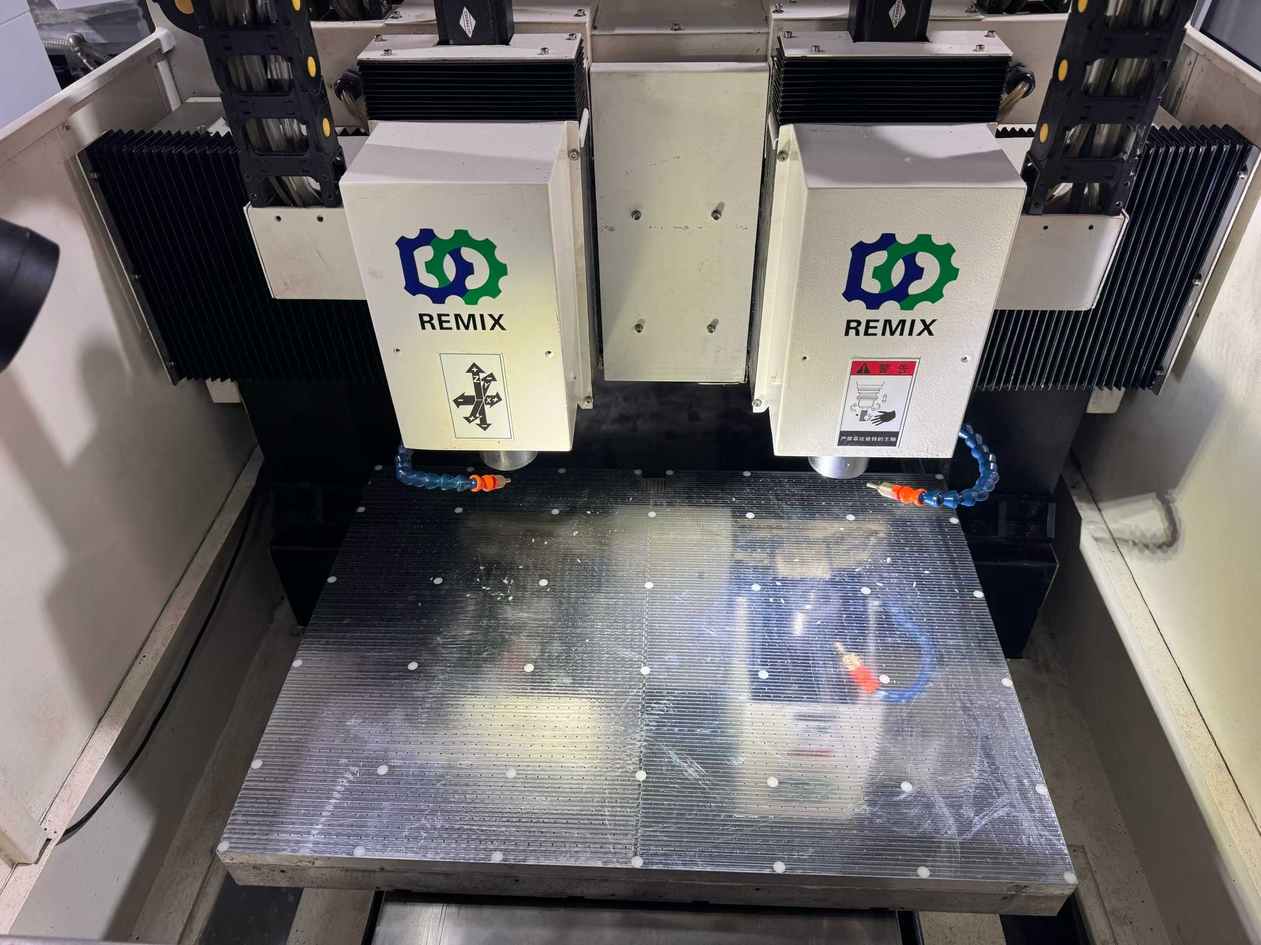 Dual-head acrylic machines, Dior dual-head acrylic machines in stock in large quantities.