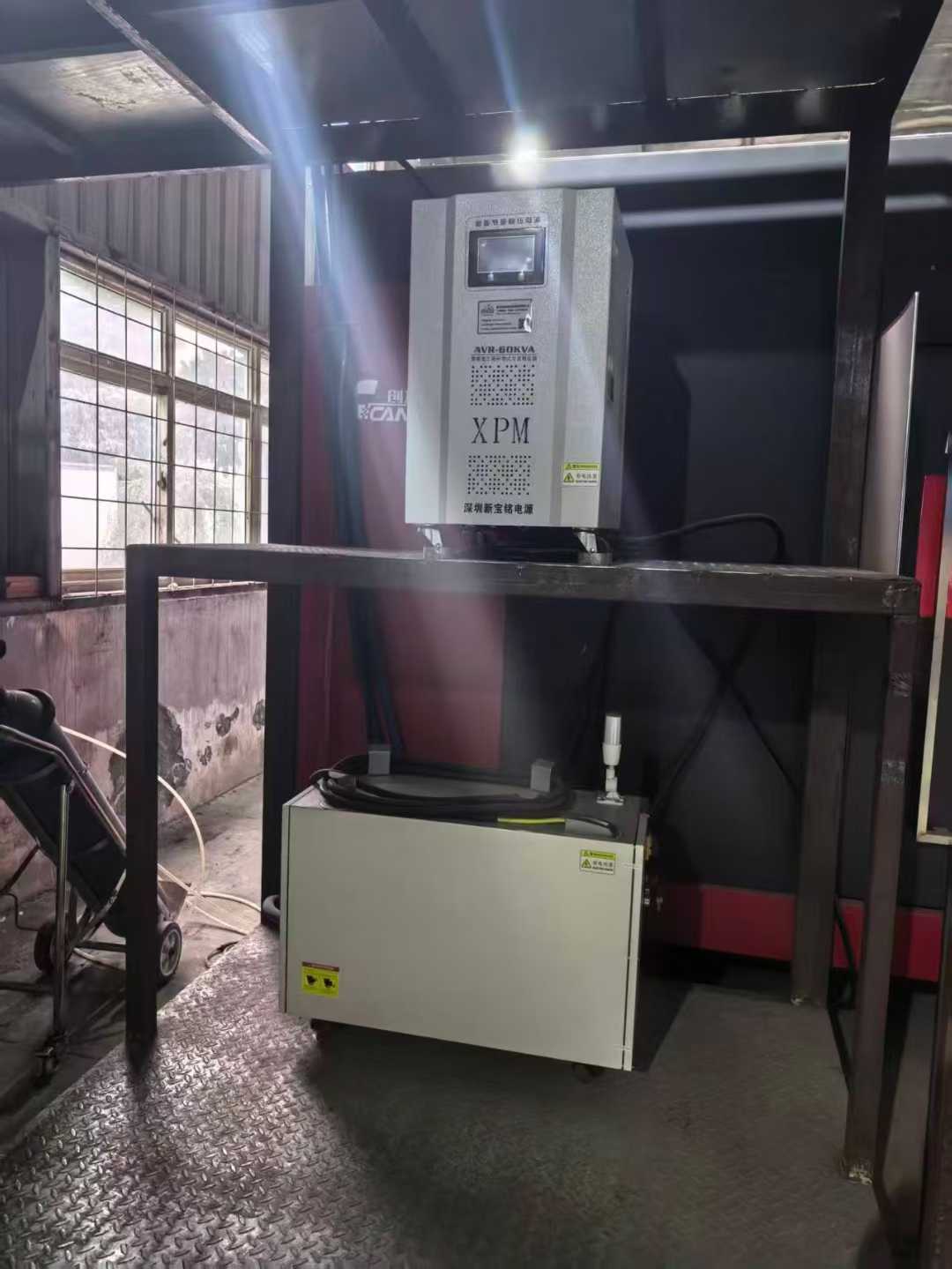 Panel-pipe all-in-one unit.