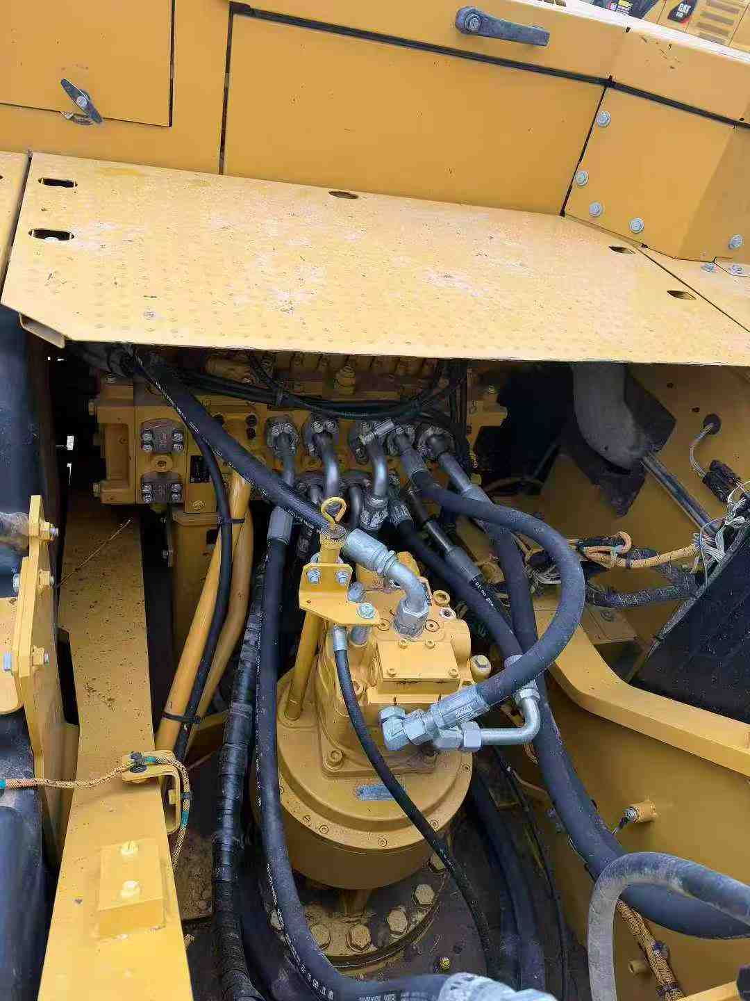 Original paint job on a 20-year-old Caterpillar 330GC.