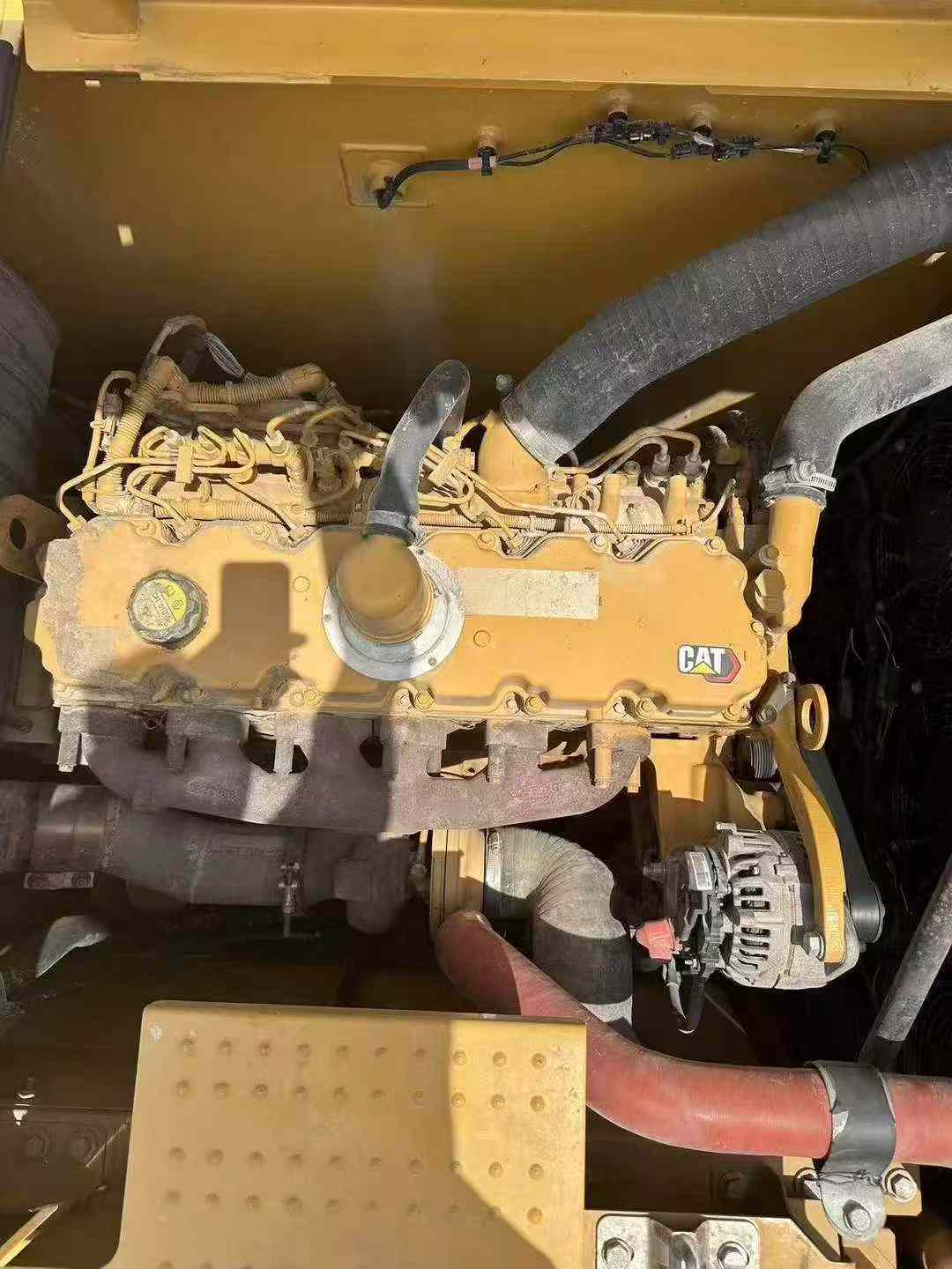 Production of the Caterpillar 333 model in 2022, actual usage of over 7,000 hours.