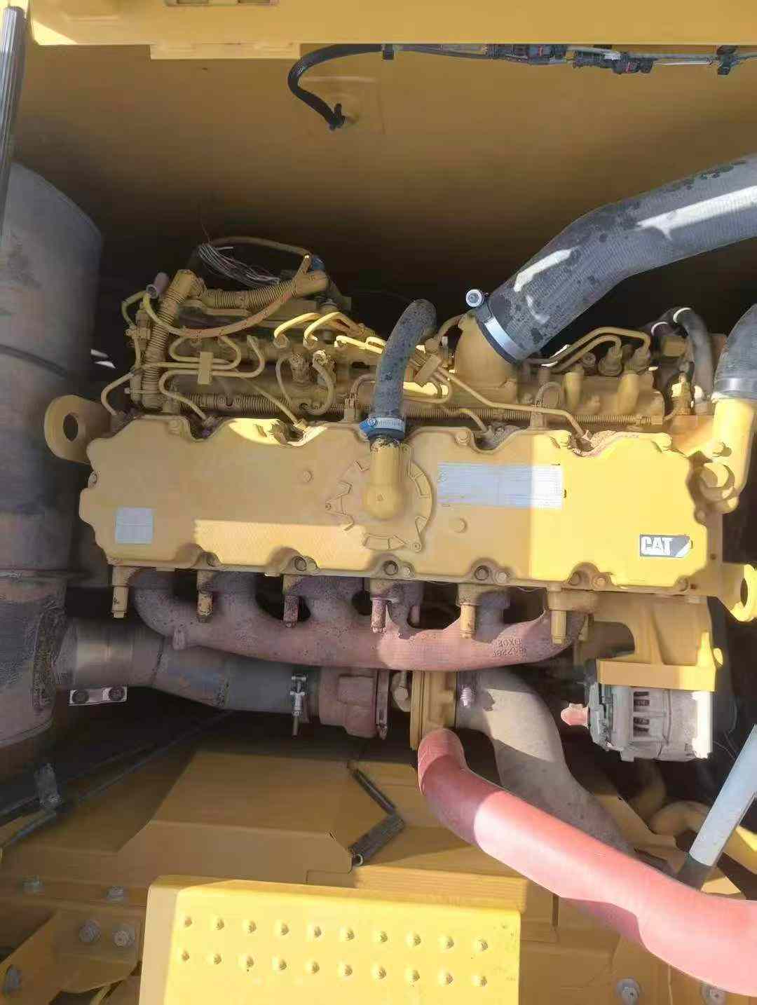 2021 model Caterpillar 320Gc, actual clock showing over 6,000 hours.