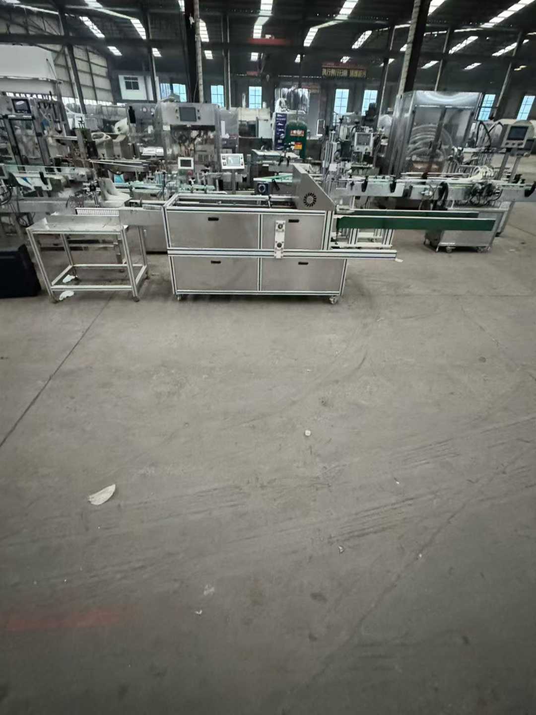 3-ton water storage tank, cigarette wrapper machine, 250-roll pillow packaging machine, box-sealing machine.