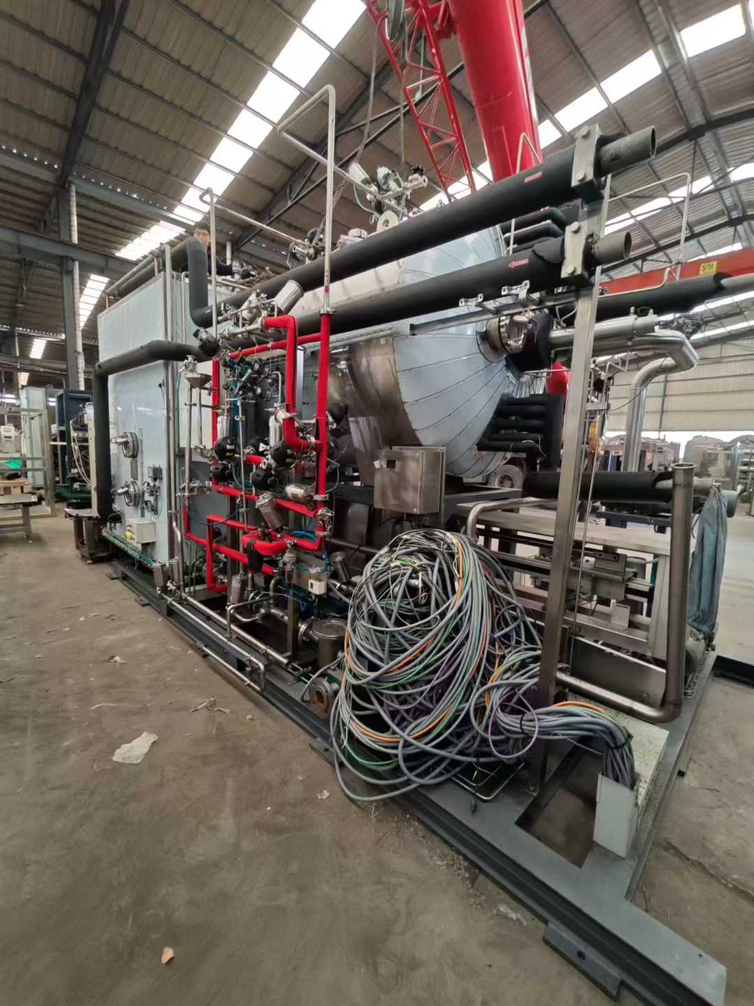 Vacuum freeze dryer.