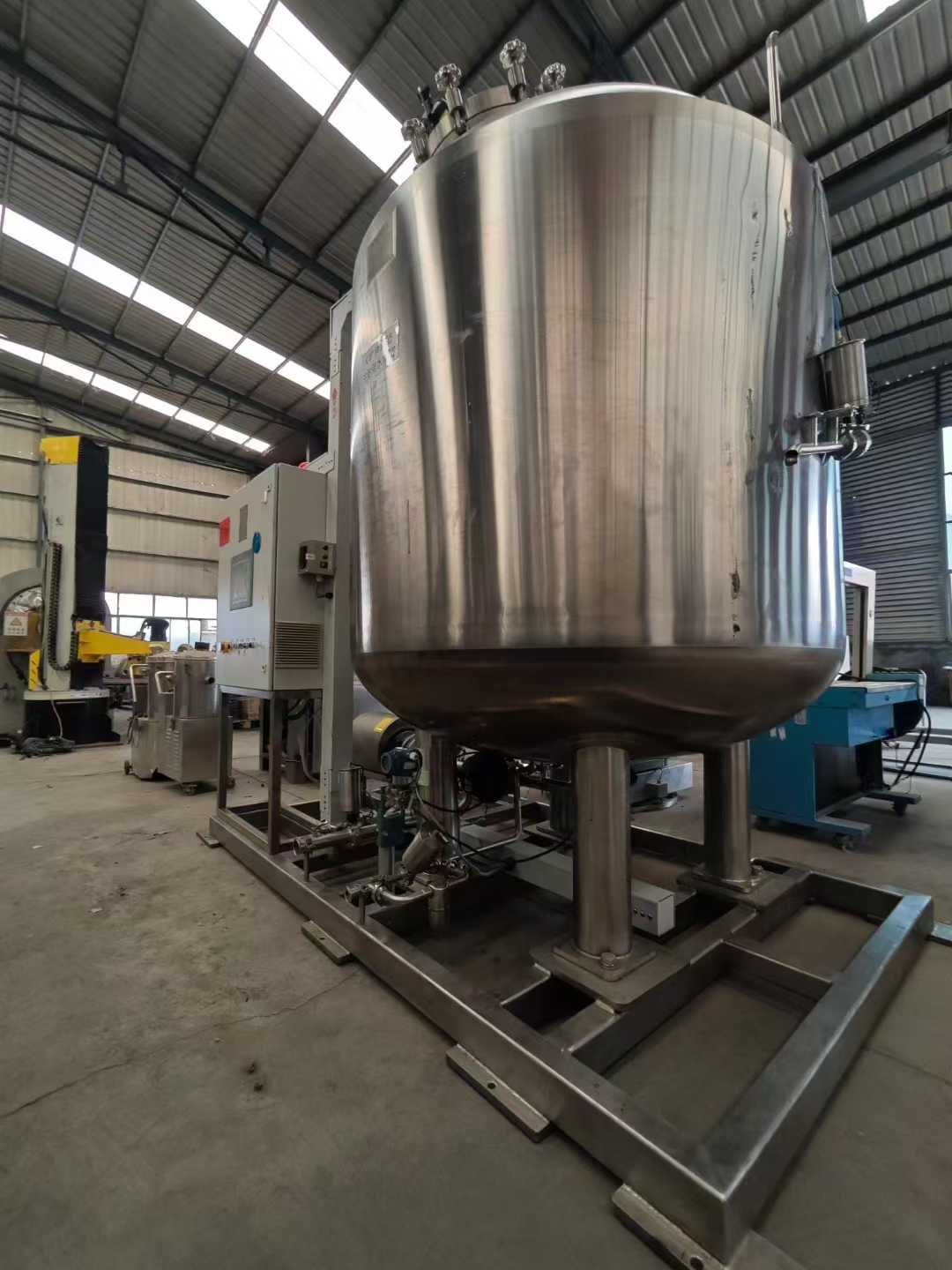 3 tons, 316, CIP cleaning, 1 set.