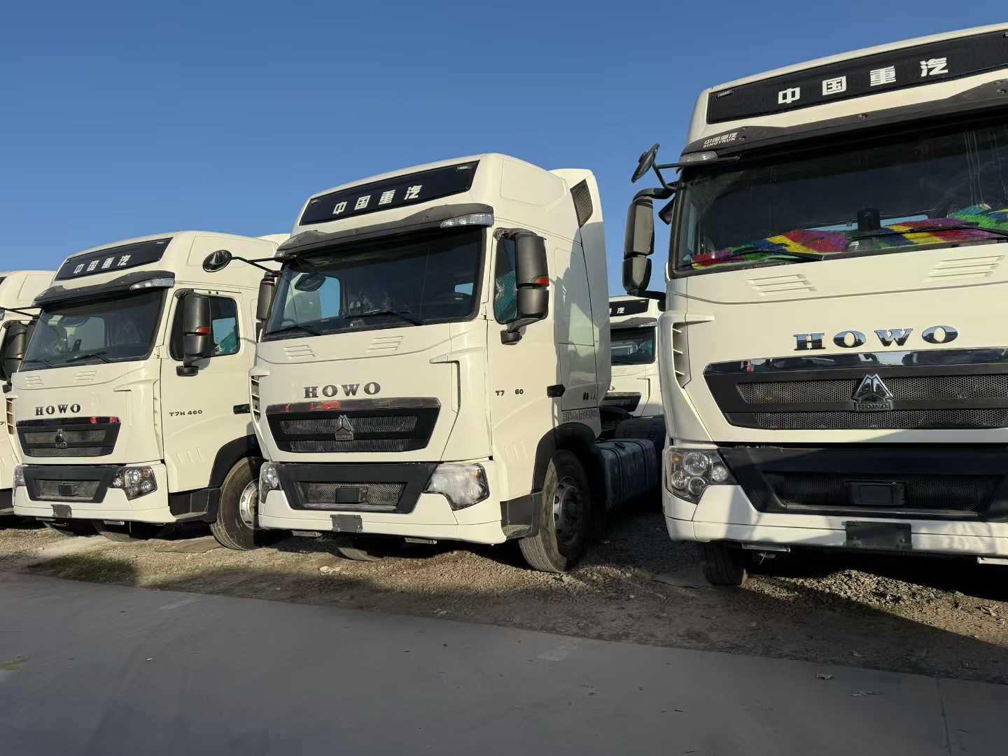 2021 T7H Howo 460 horsepower, MAN engine, Zhongqiu manual transmission gearbox, steel bridge.