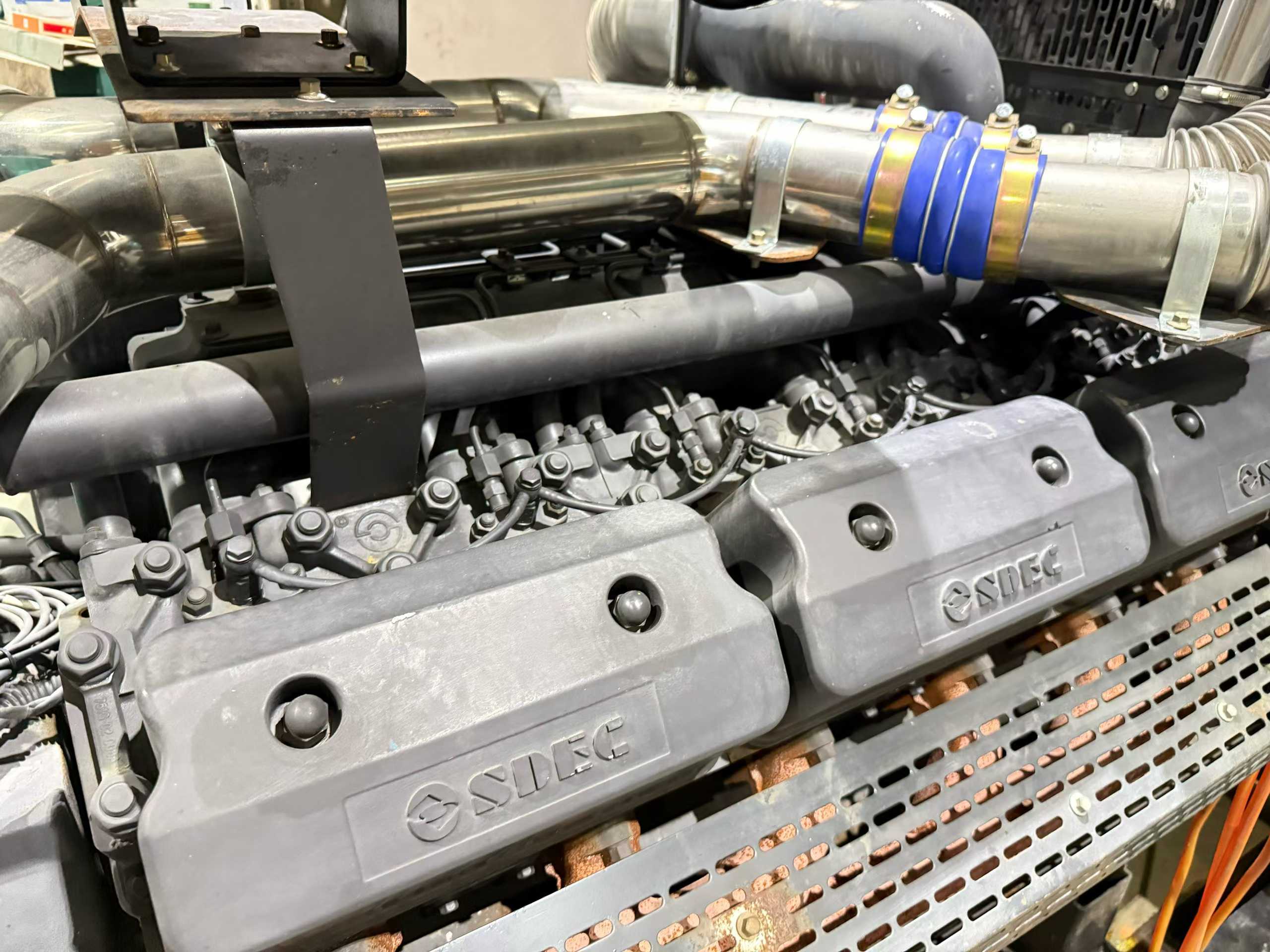 A 500-kilowatt generator produced by Shangchi Co. Ltd. in 2022, with original paint and certificates.