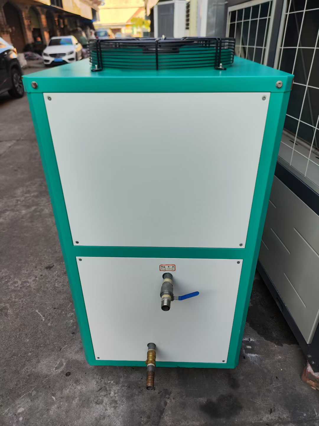 10 horsepower cold oil machine.