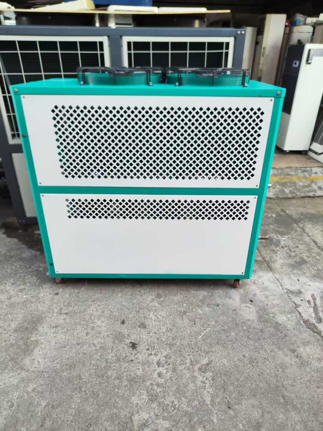 10 horsepower cold oil machine.