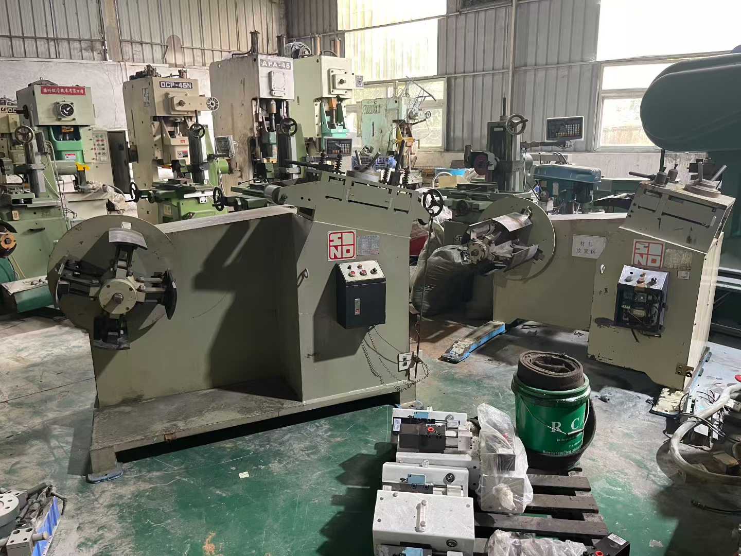 Press machine peripheral equipment, feeding devices, leveling machines, second-hand press machines, high-speed press machines, and more.