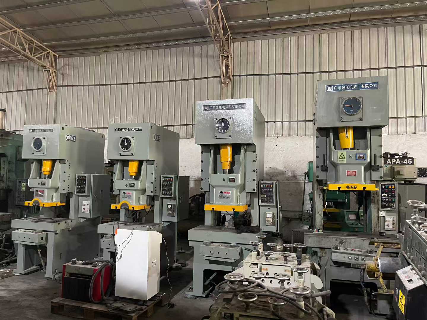 Press machine peripheral equipment, feeding devices, leveling machines, second-hand press machines, high-speed press machines, and more.