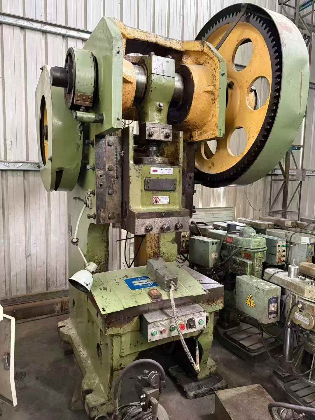 Available stock for punching presses of various capacities.