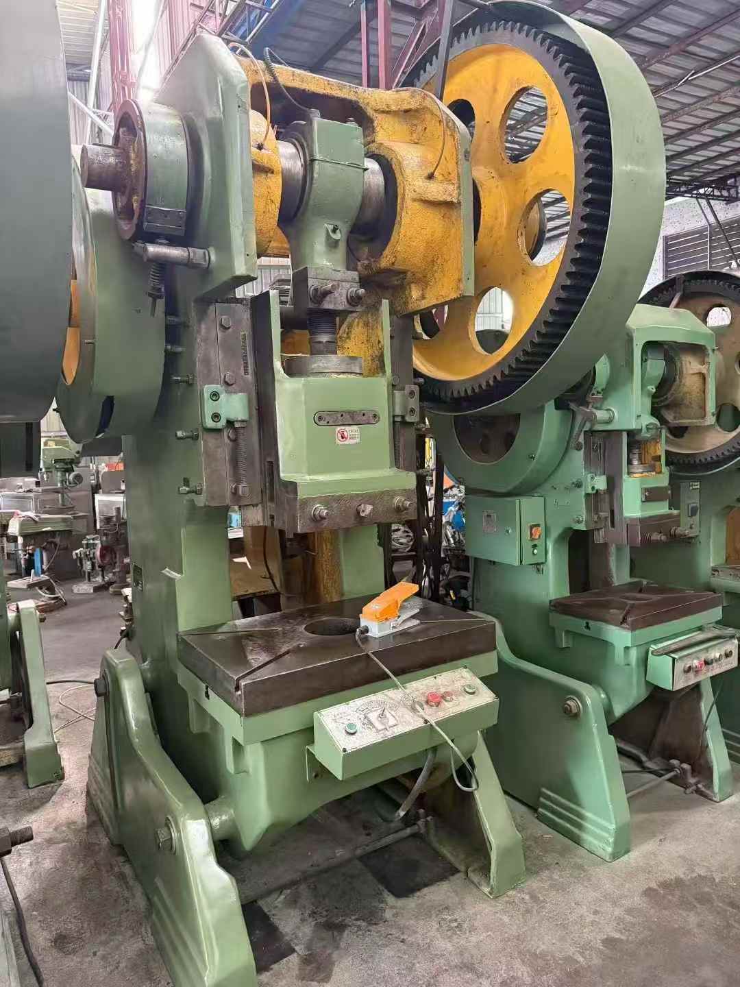 Available stock for punching presses of various capacities.