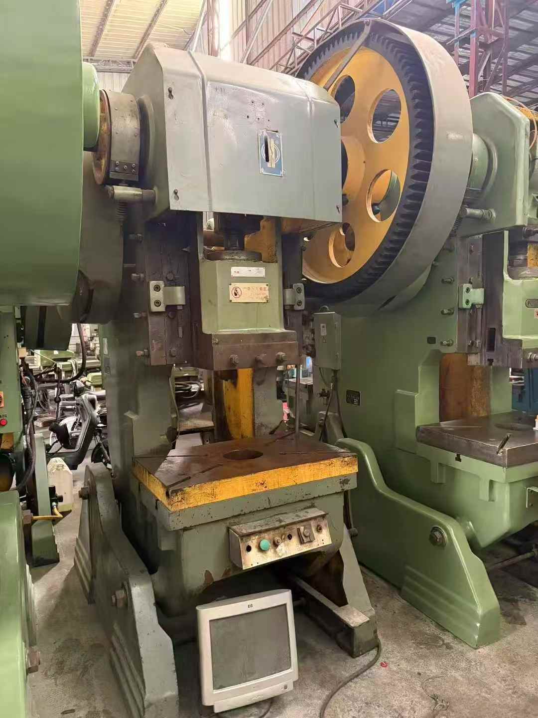 Available stock for punching presses of various capacities.