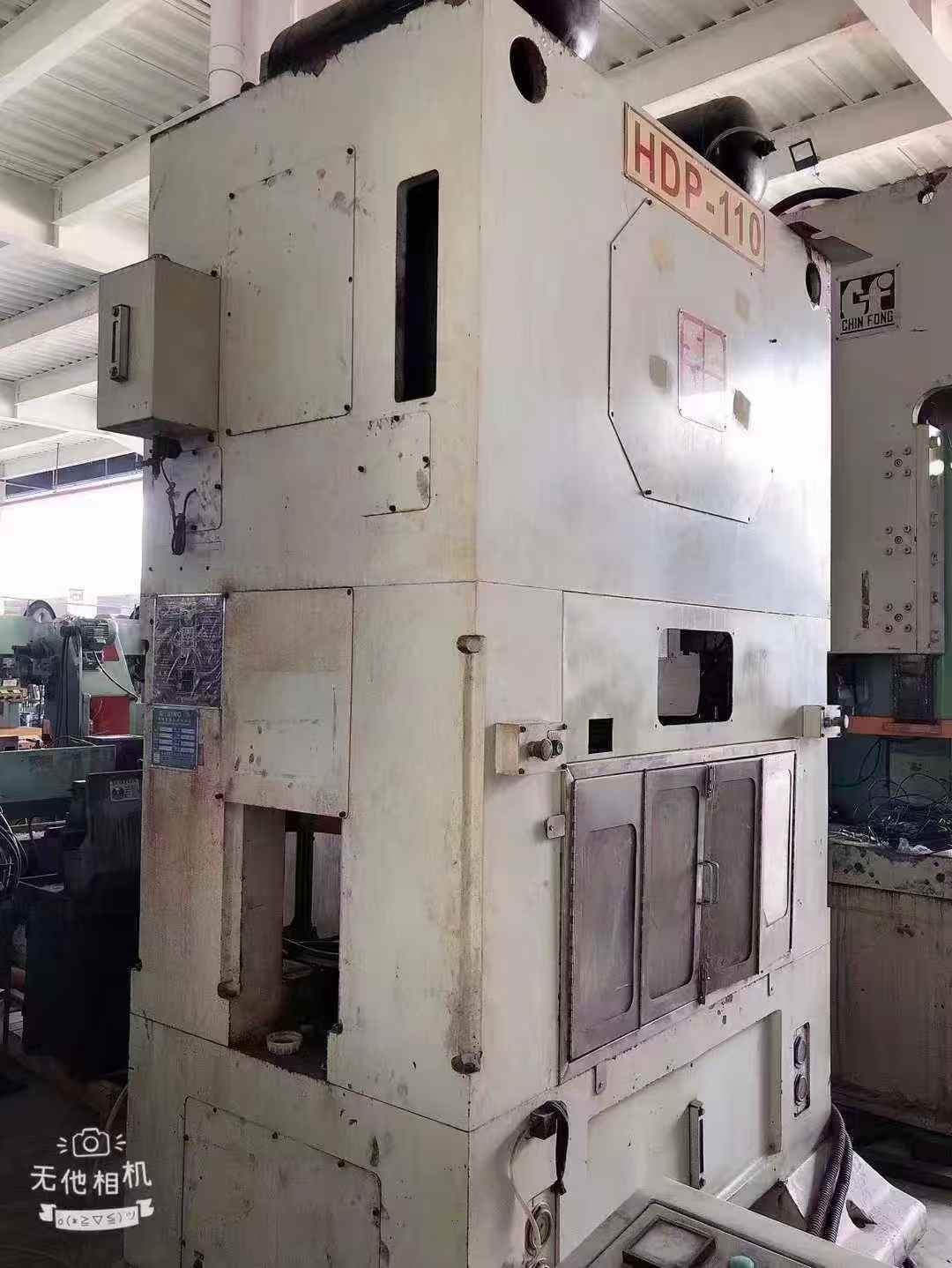 Taiwan Dongtai 110-ton, Dragon Gate high-speed press brake, stroke 60.