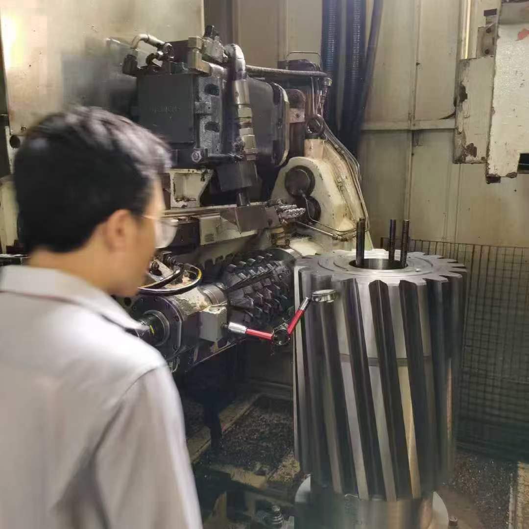 Chongqing 1.25m CNC involute gear machine, 6-axis CNC 31125 CNC involute gear machine! 24 tooth count.