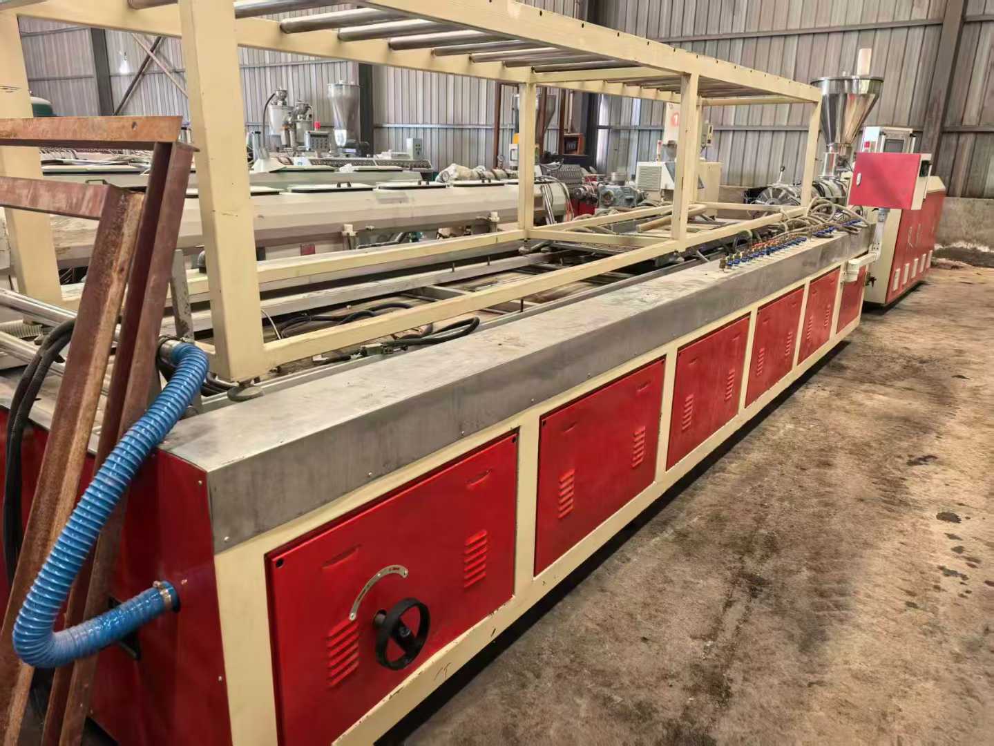 80 machine 800 wide wall panel production line.