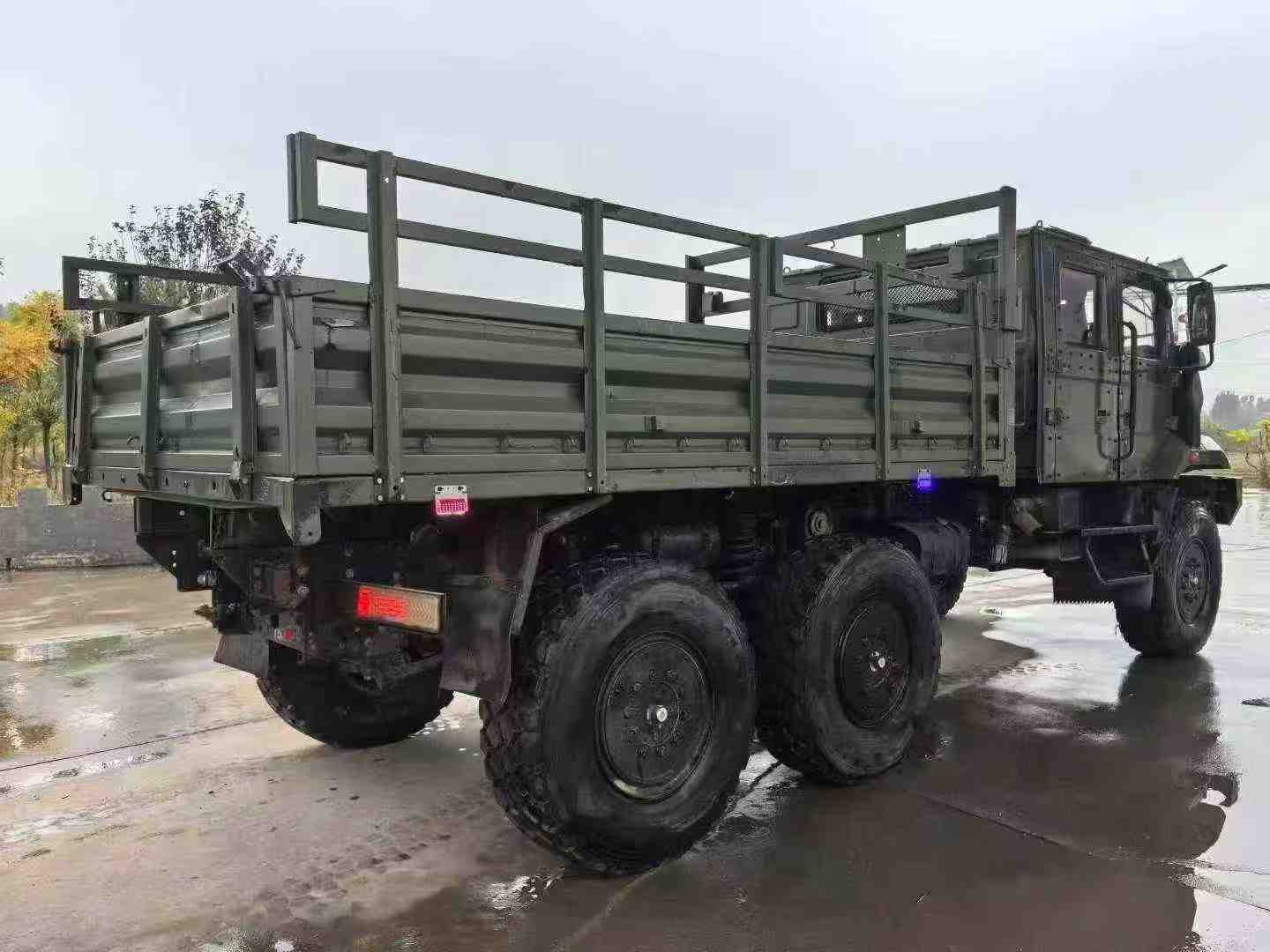 MV3 heavy truck.