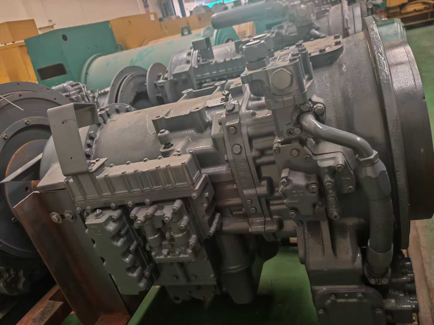 Four American Allison 9820 transmission units, all thoroughly inspected and found to be in good working condition. There are only four units: 9823.