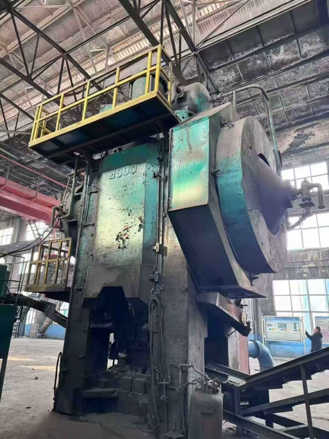 4,000 tons of Russian hot-plate forging.