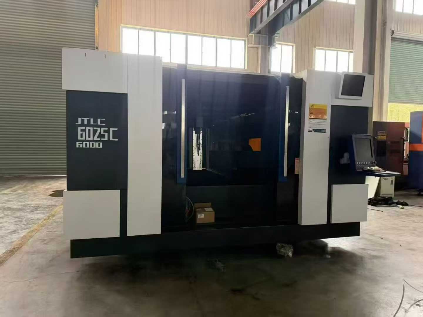 Switchboard 6025, Berch System, 6000-watt Chuangxin laser, Black King 421 cutting head, Fuji Electric, plate welding machine, premium machine.