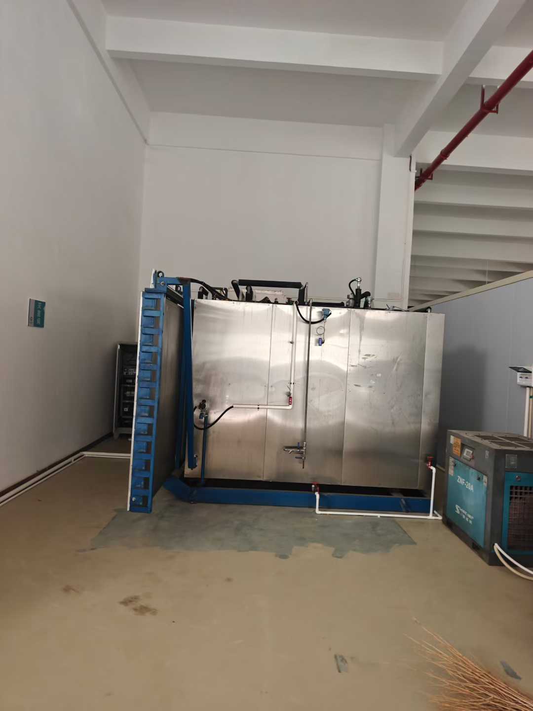 Unik 6-cubic ethylene oxide sterilization cabinet.