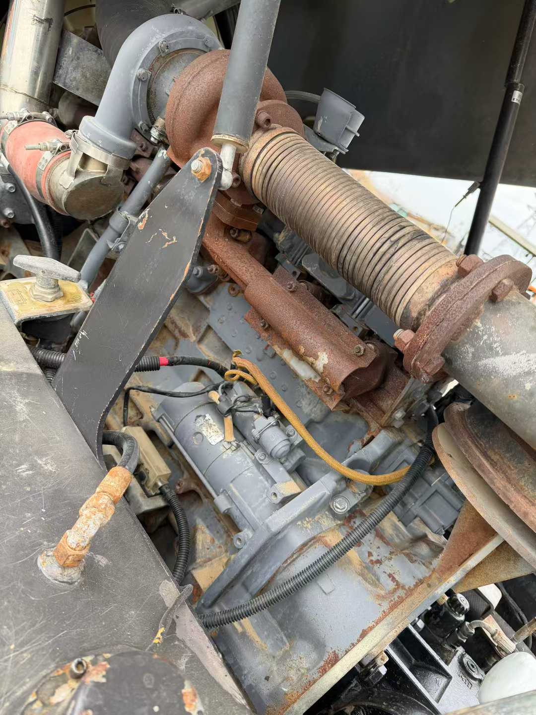 SANY SSR260 roller, manufactured in 2015, 26 tons, fully hydraulic, dual-drive.