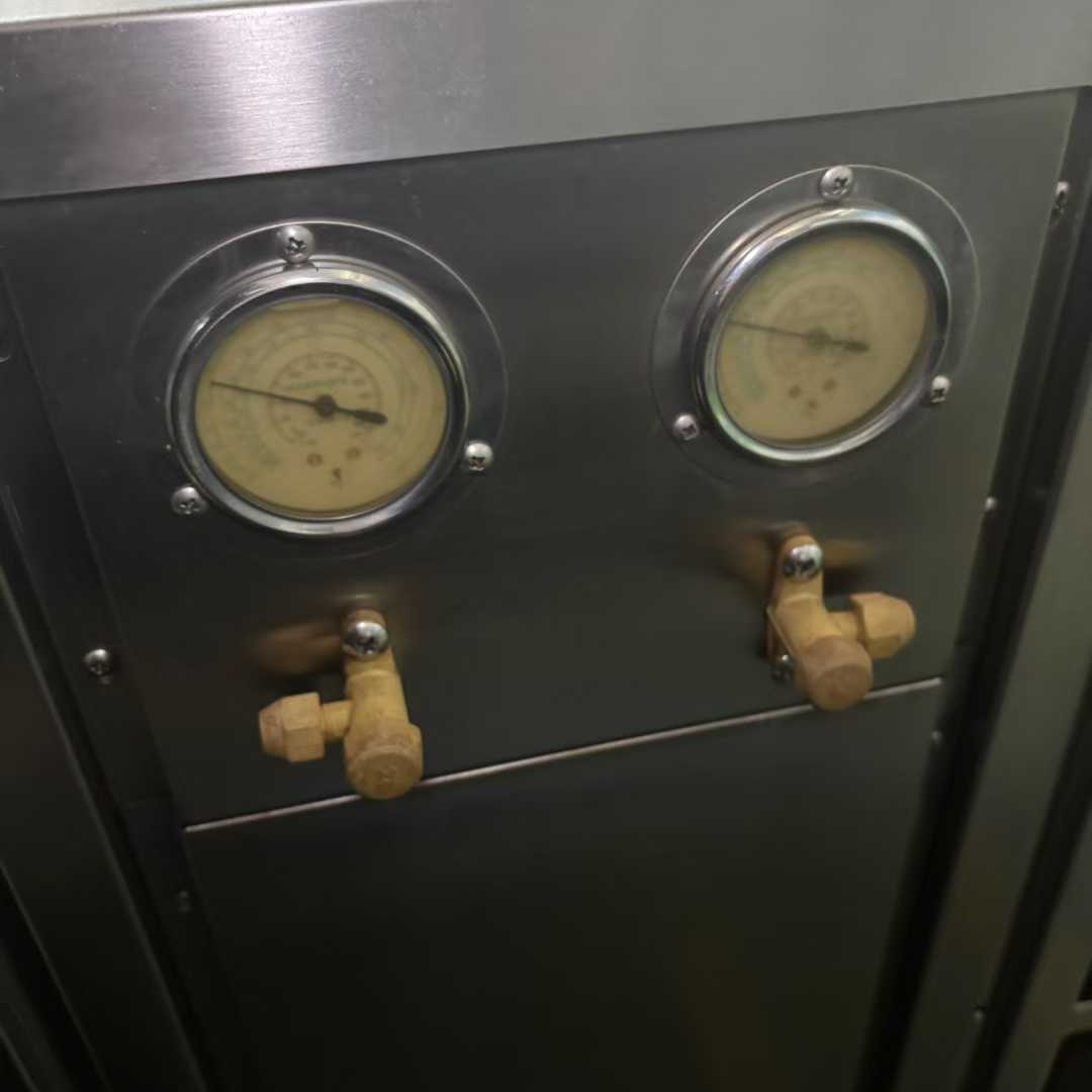 10 units of stainless steel (corrosion-resistant) air source heat pump air energy central water heater.