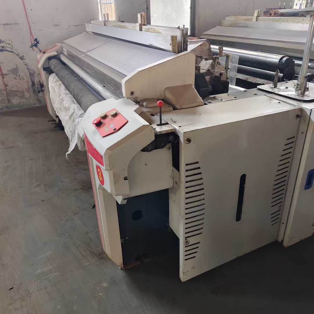 190 square meter machine with high-speed units, 70 units in total. Made by Ma Wei and New Liaofu Electronics.