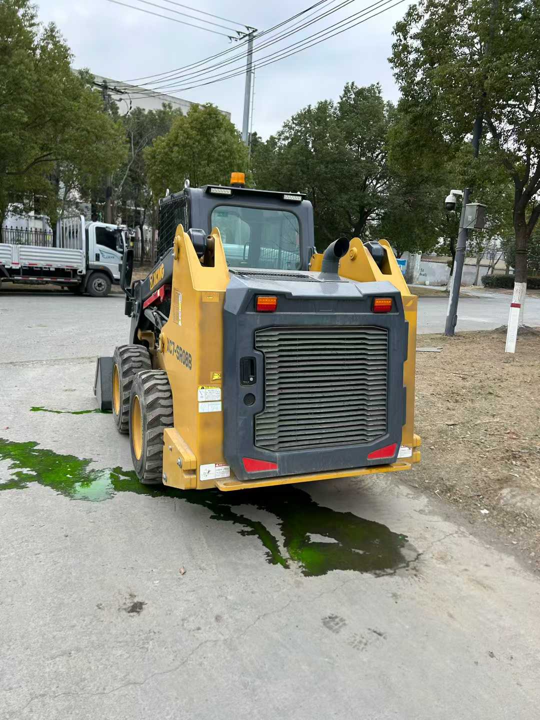 The first order for 2026 has already kicked off perfectly! XCMG sliding loader.