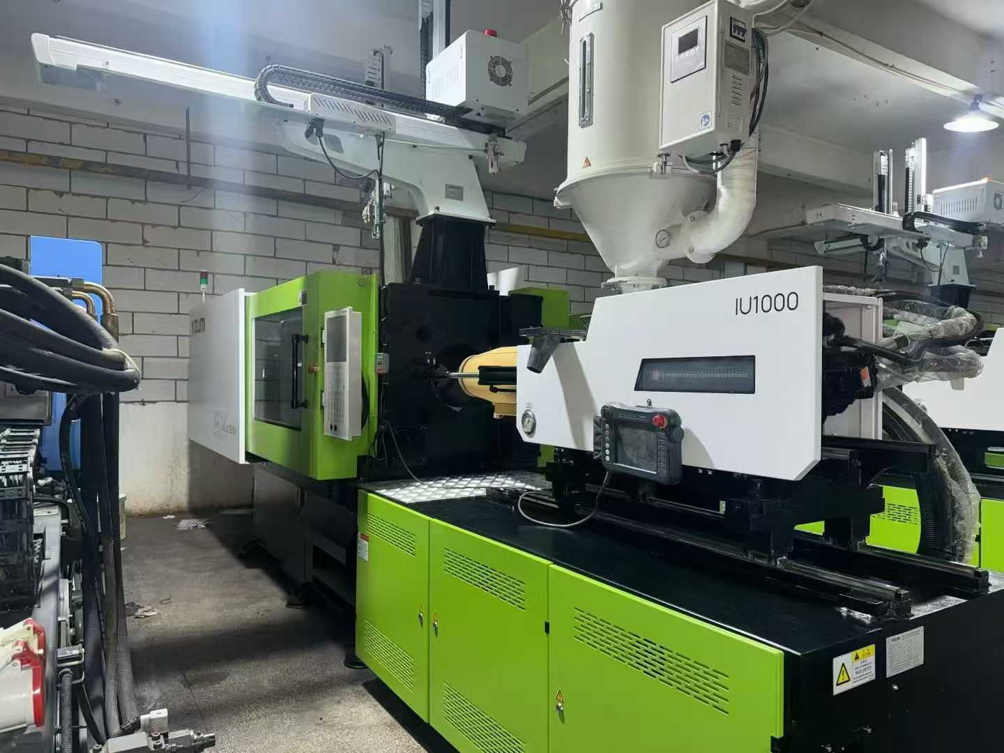 Yizumi 260SK3️⃣ There are only three more servo machines left.