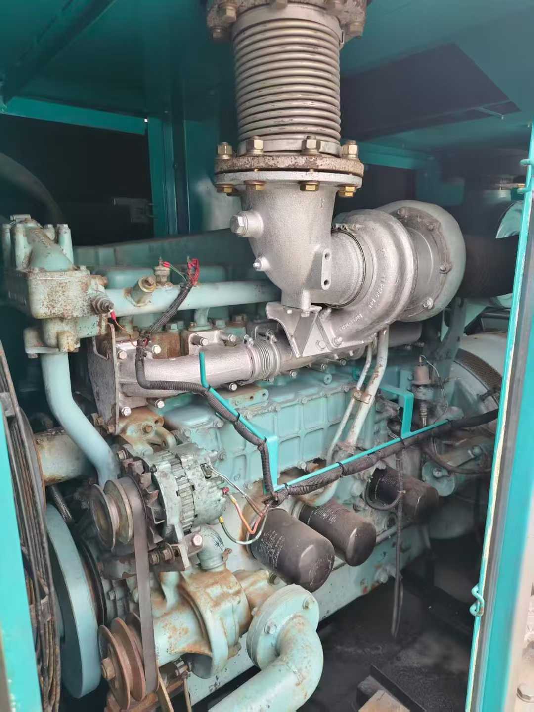 300kw second-hand imported diesel generator set with Mitsubishi soundproof enclosure S6B3.