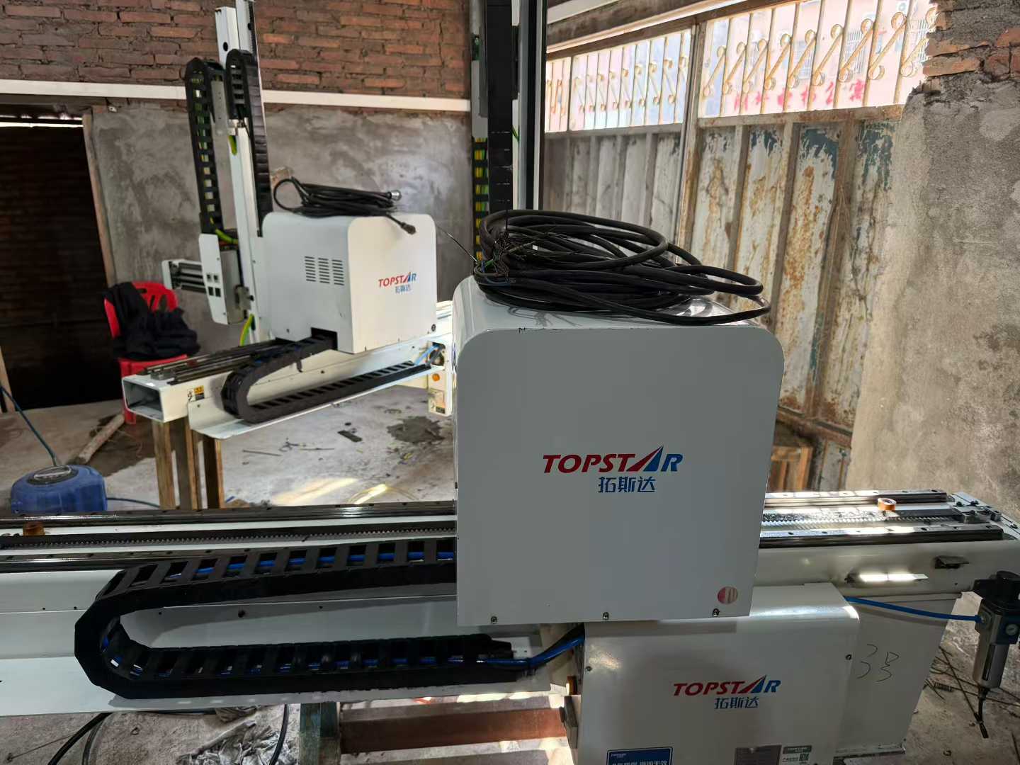 Tuosida 80s – 120s Five-axis robotic arms – a batch.