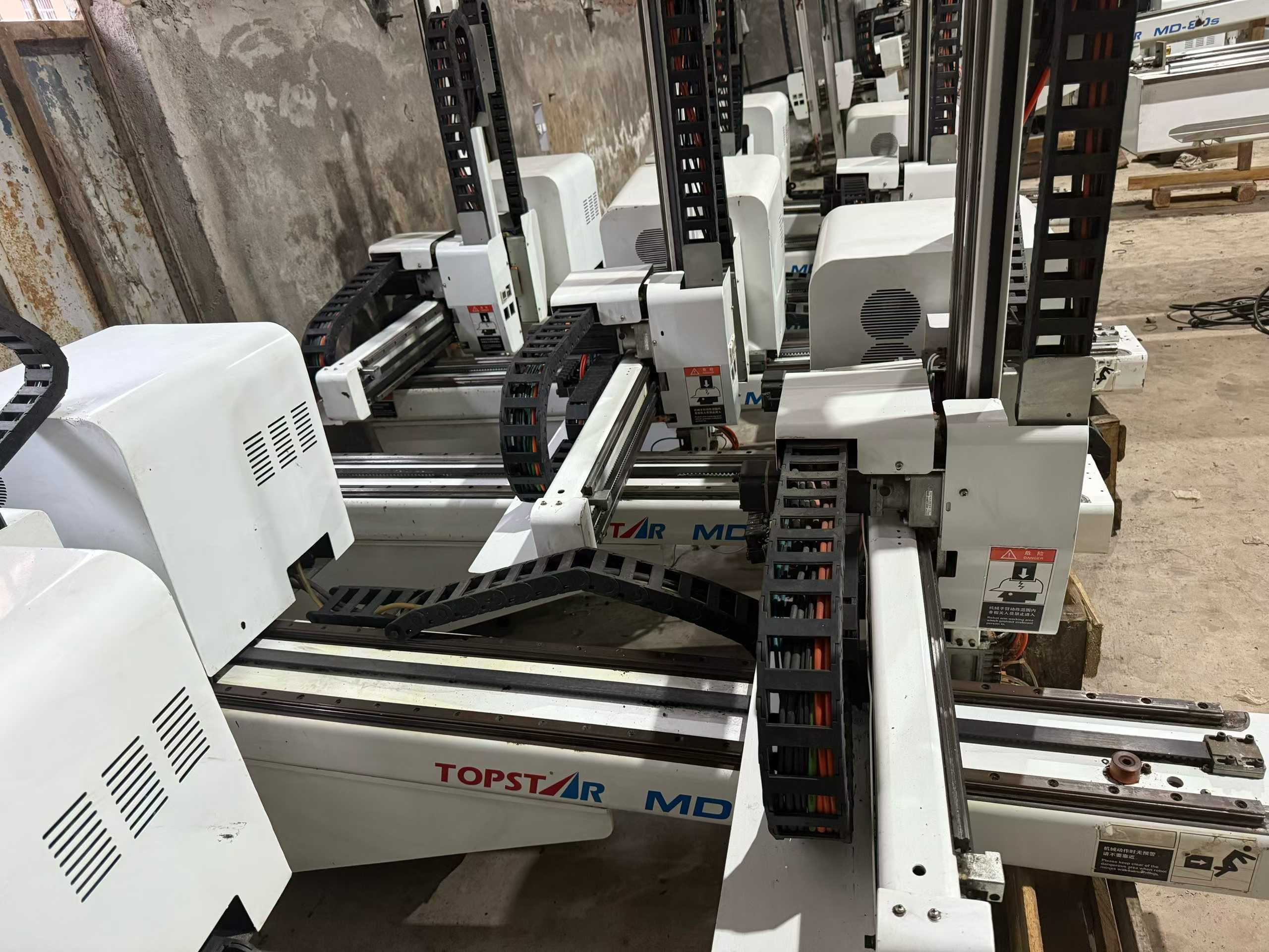 Tuosida 80s – 120s Five-axis robotic arms – a batch.