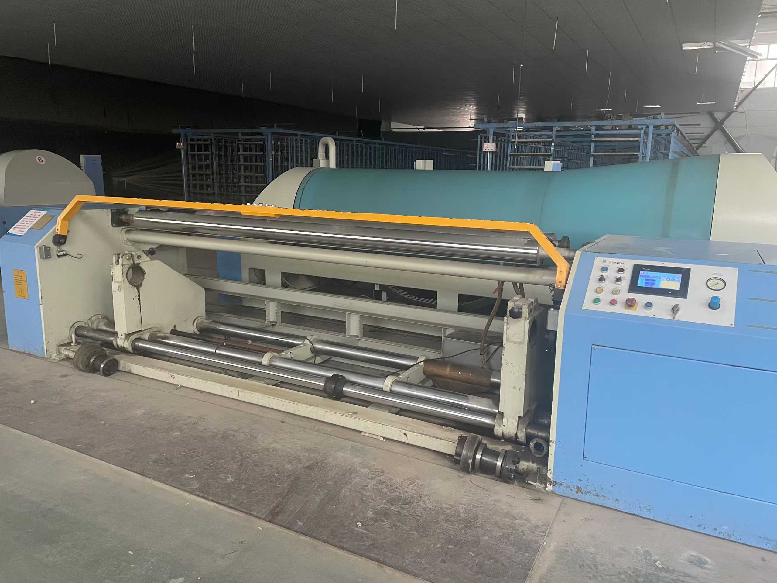 230 Huafang Economic Vehicles, 2 units. Spool frame 800, spacing 25.