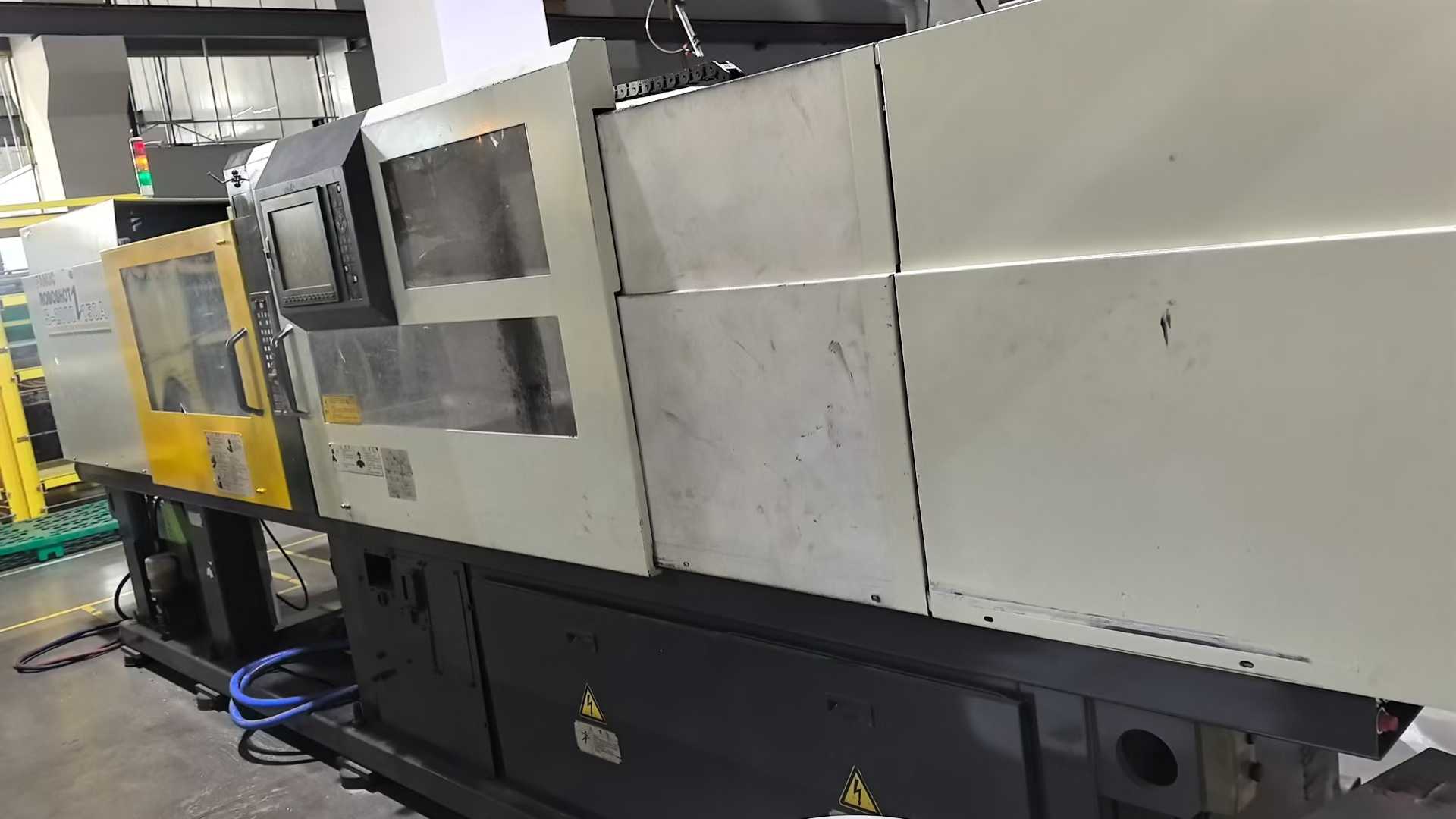 Toshiba: 350 tons, 220 tons, 160 tons; Toyo: 450 tons, 280 tons; Fanuc: 150 tons.