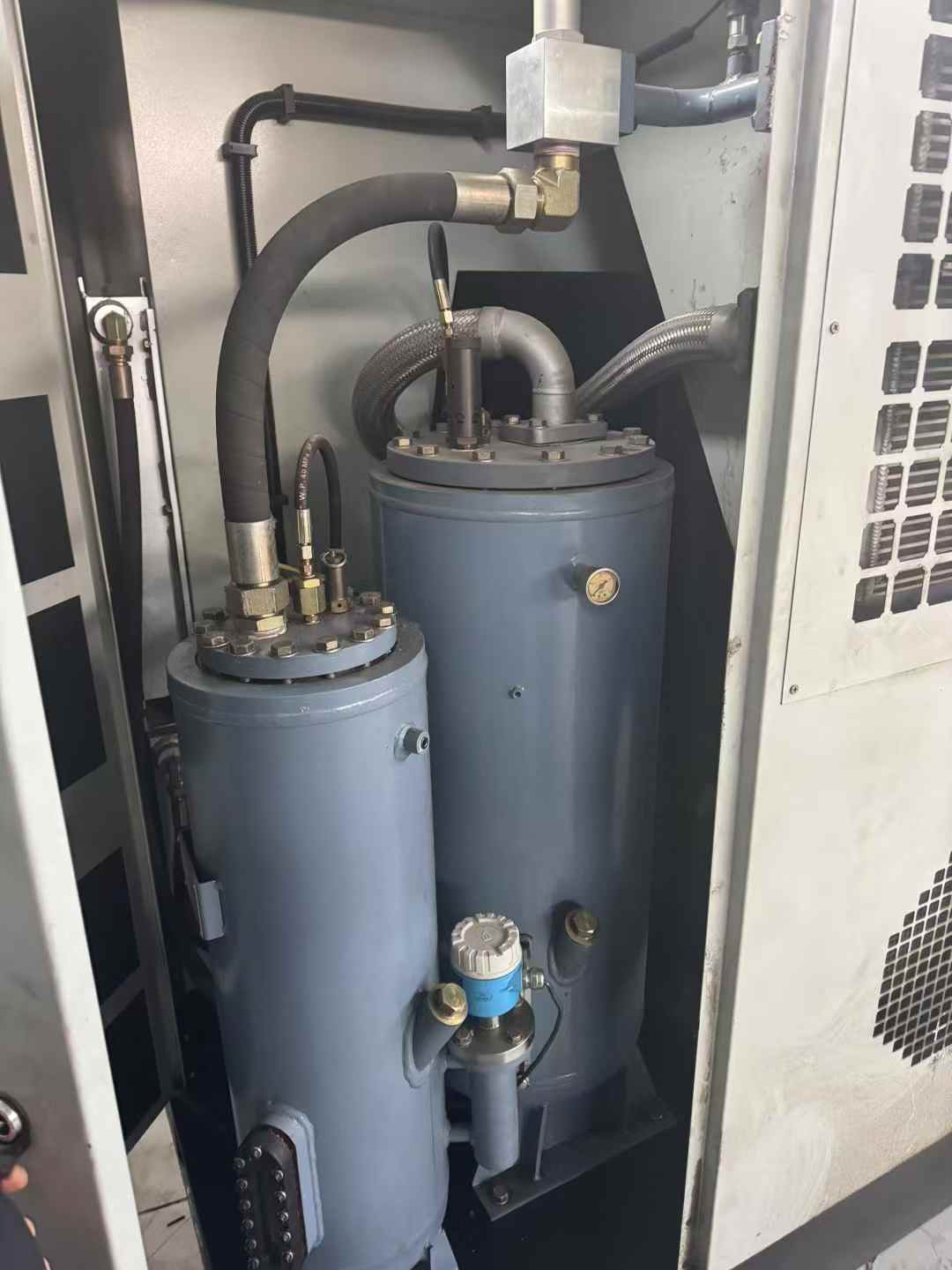 21-year-old Sinman screw high-pressure air compressor, 30 kg, 6 cubic meters!