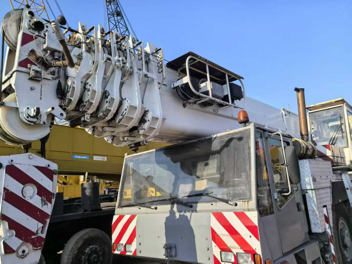Demag 80-ton crane, 2002 model.