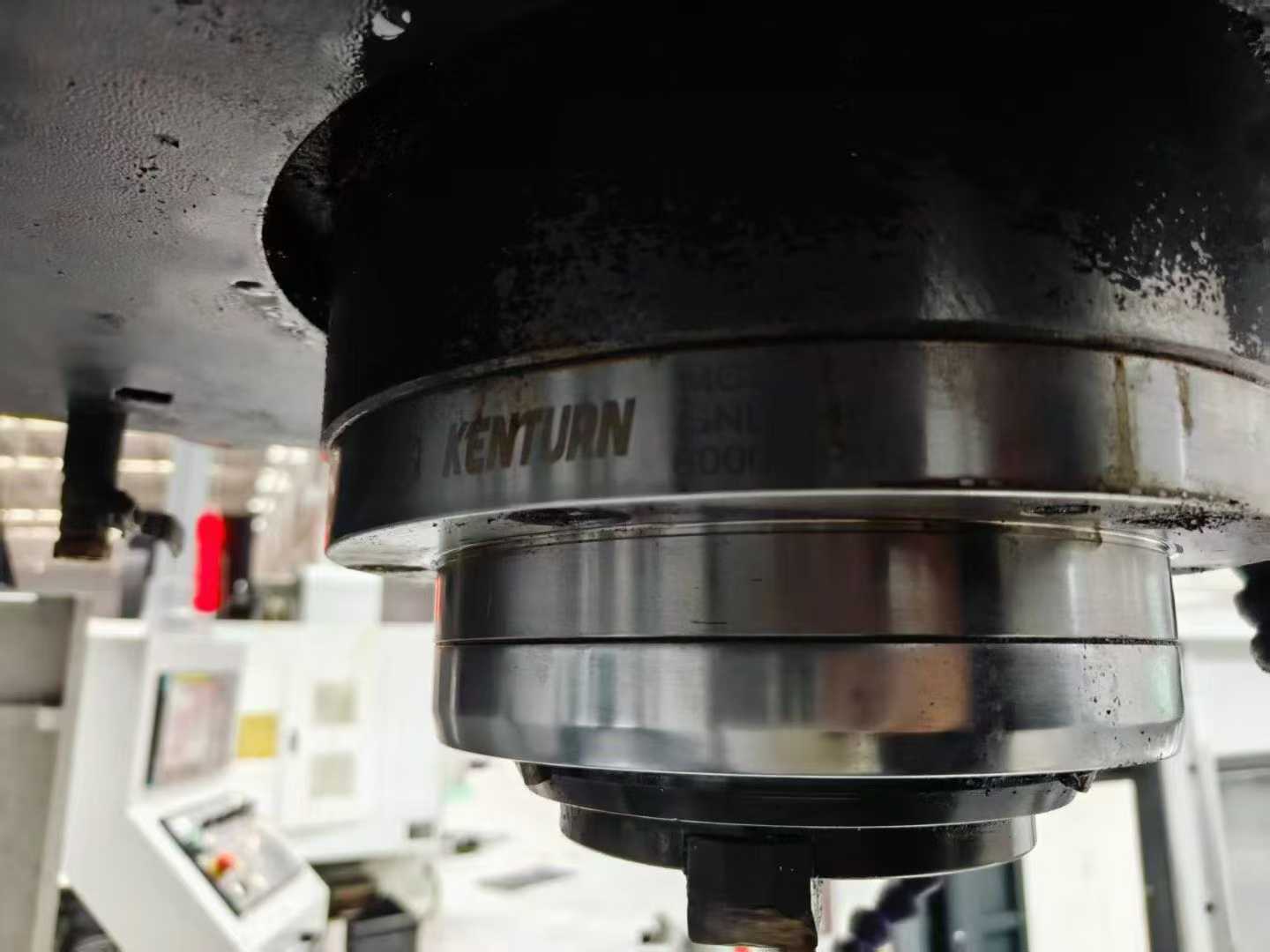 Longmen machining center.