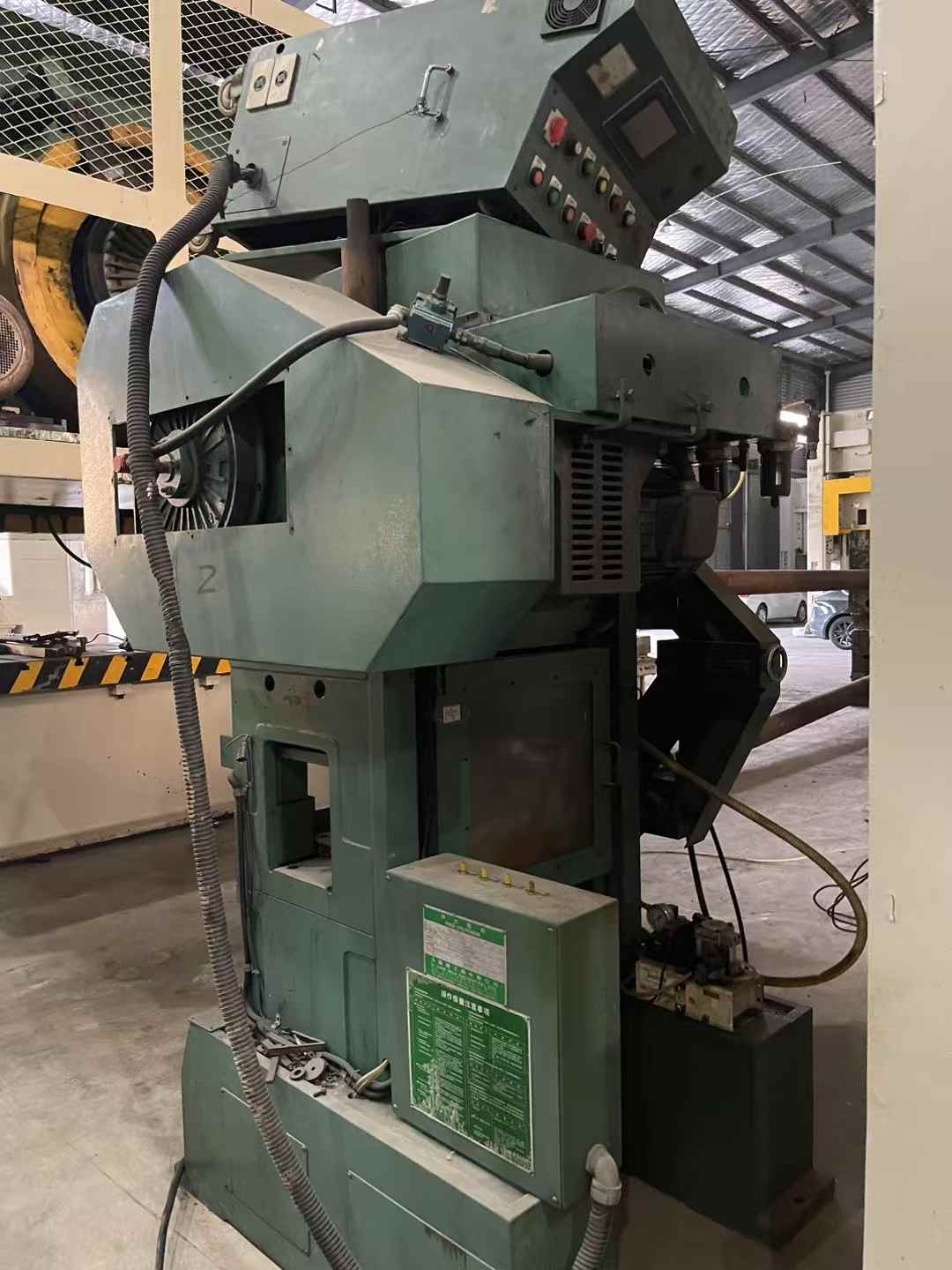 35-ton gantry press brake.