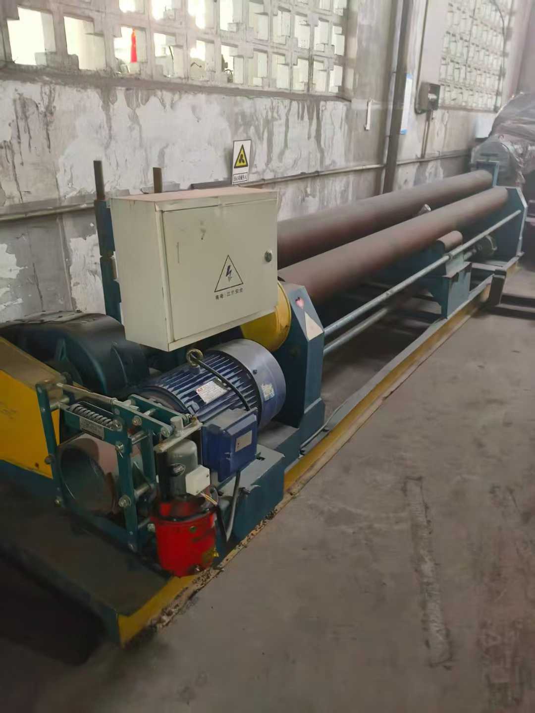 12/4-meter roll forming machine.