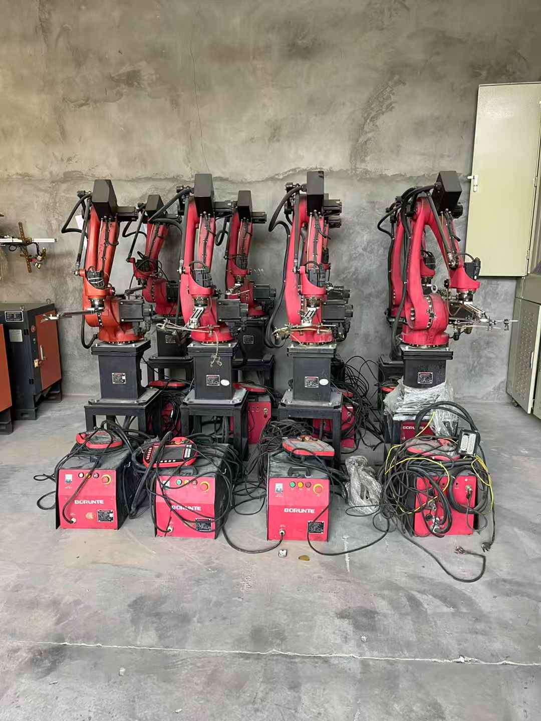 Press machine peripheral equipment, robots.