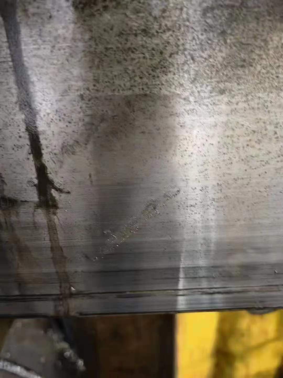 A 4.3-meter vertical milling machine from Japan.