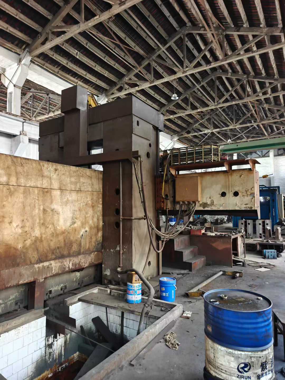 German Heckert Heavy-duty Portal Rail Grinding Machine.