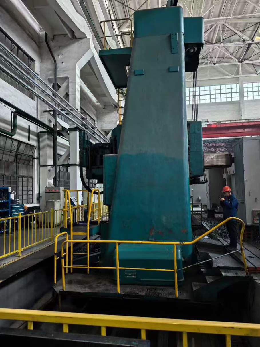 W250HC Skoda floor-type boring machine! 4.15 meters/15 meters! Return table: 4x4 meters.