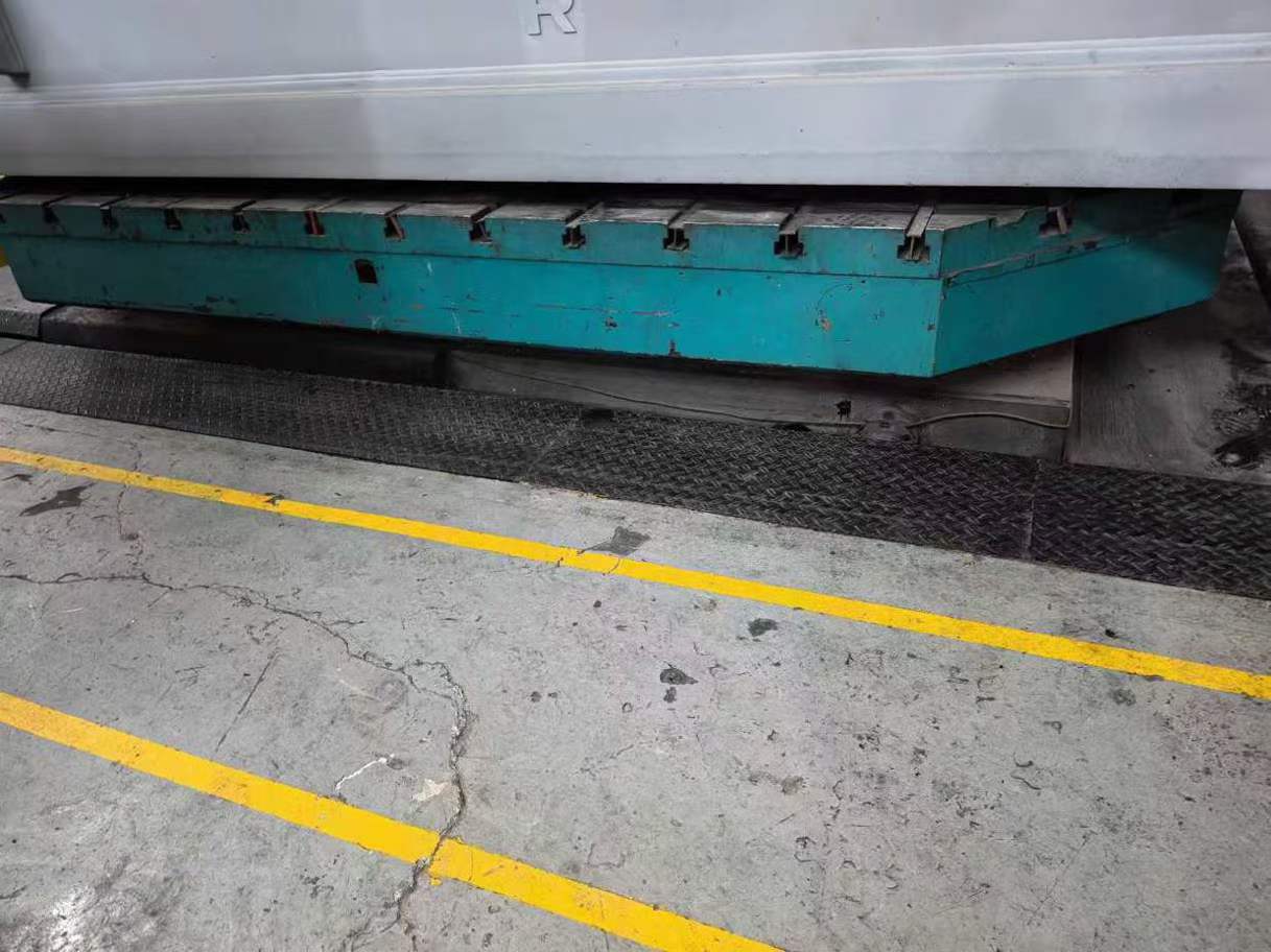 W250HC Skoda floor-type boring machine! 4.15 meters/15 meters! Return table: 4x4 meters.