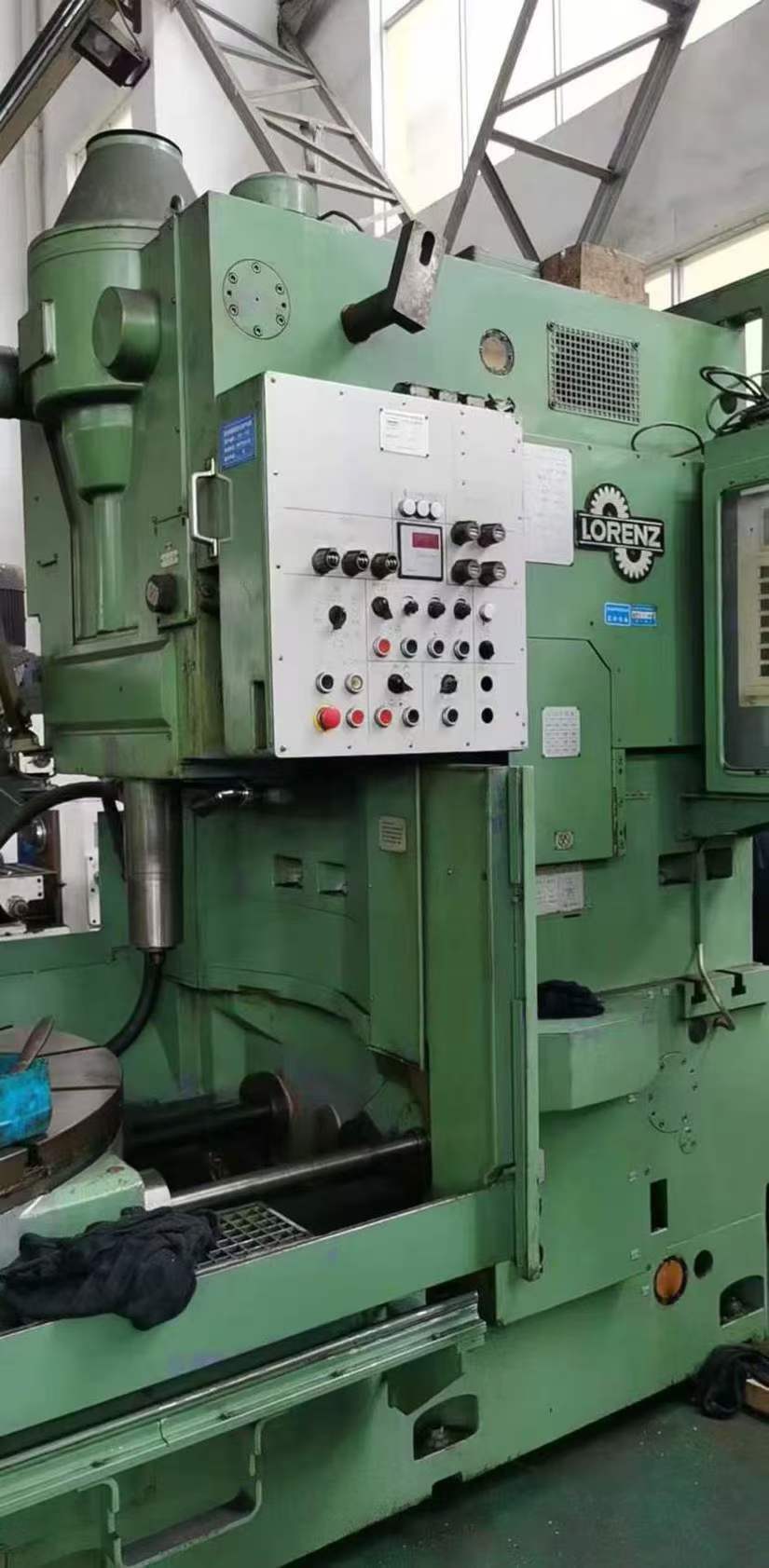 A 1.6-meter German Laurentz involute broaching machine!