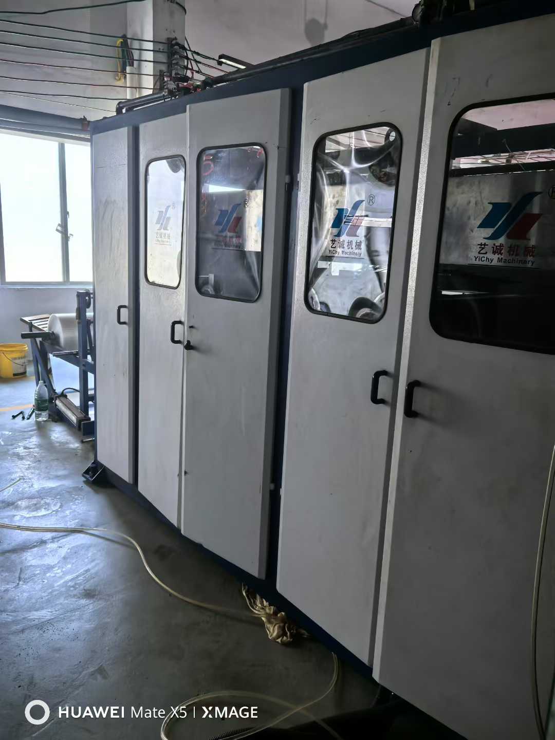 Yicheng cup forming machine 730*420, two units. Travel range 240.