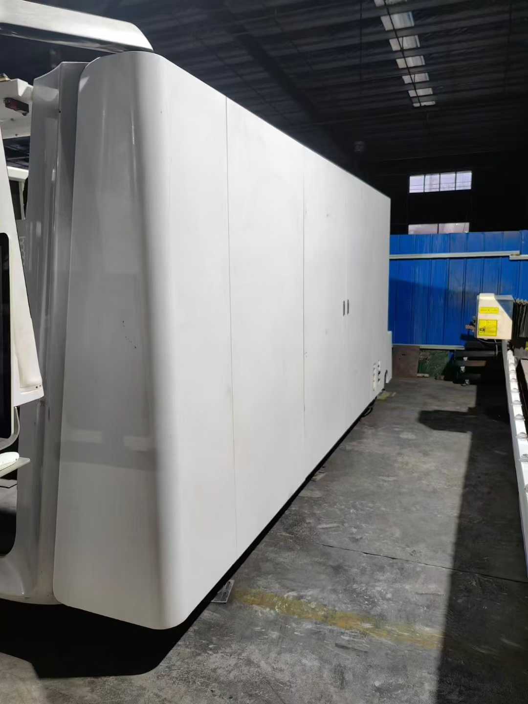 Laser 3015 exchange station.