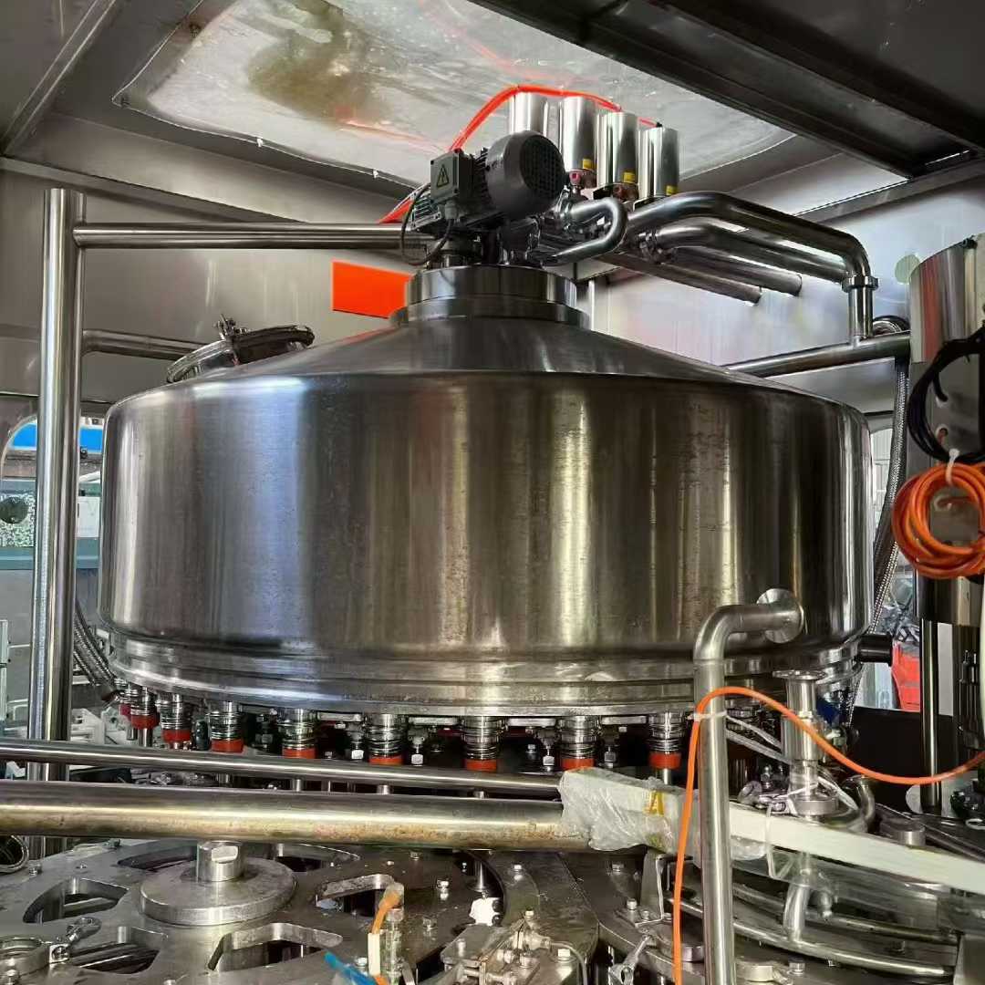 32 units, 38 caliber, virtually brand-new 2023 beverage filling machines with liquid nitrogen injection equipment.