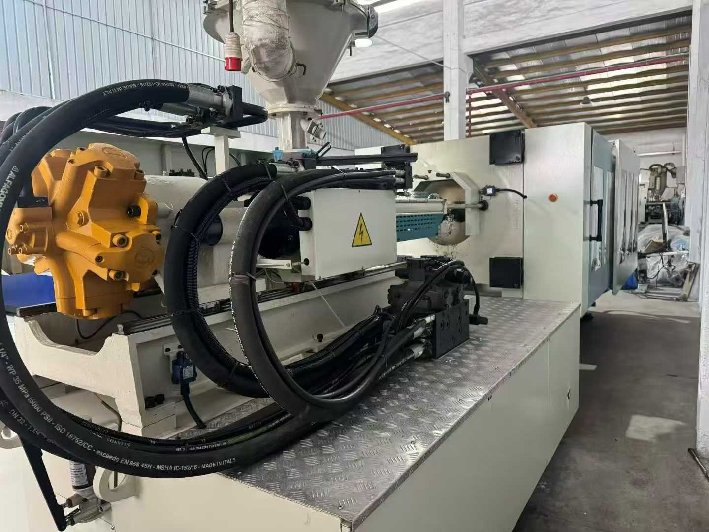 Lijin 400 original servo machine.